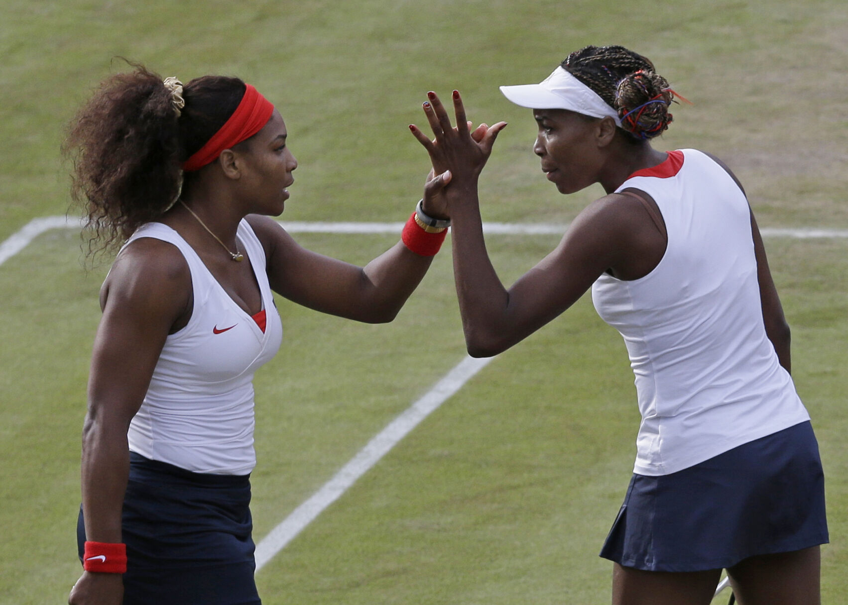 2012: Serena and Venus Williams win the doubles title